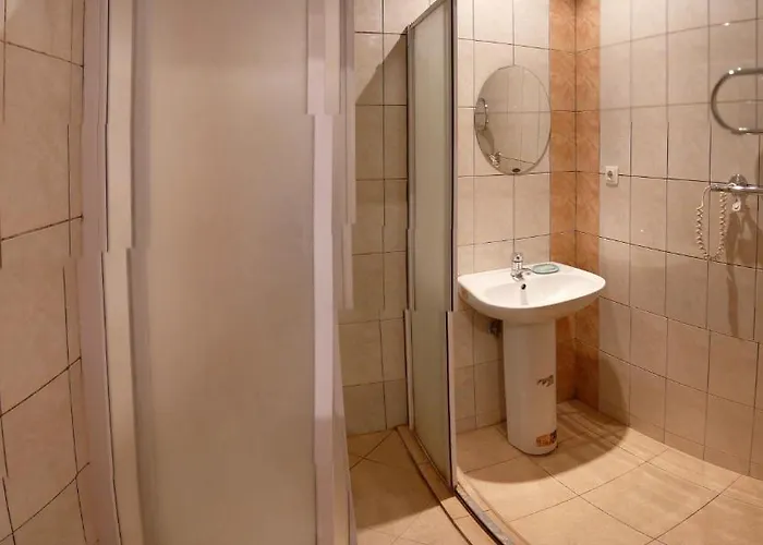 Nakvines Namai Mano Kelias *