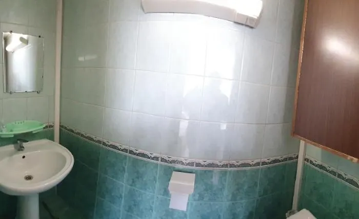 Nakvines Namai Mano Kelias